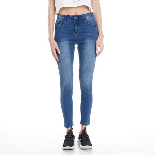 Jeans Kylie Tiro Alto Bordado En Bolsillos