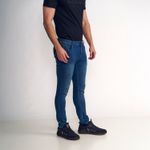 AM046739_4046
