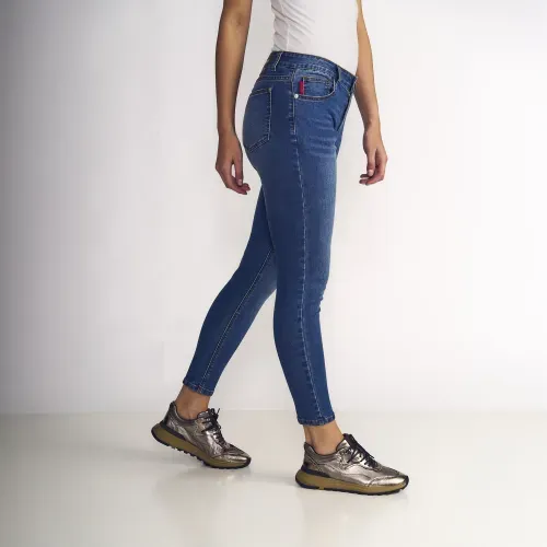 Jeans Mujer Kylie Tiro Alto Medium Blue