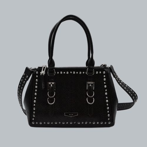 Cartera con manilla, textura serpiente y tachas