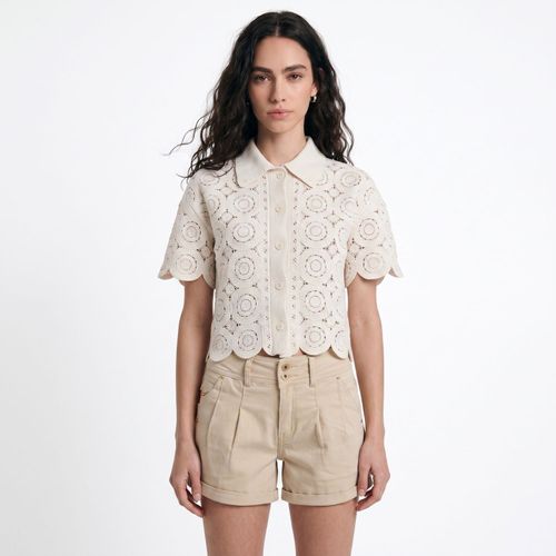 Blusa Mujer MC Tejida Crochet Cuello Polo